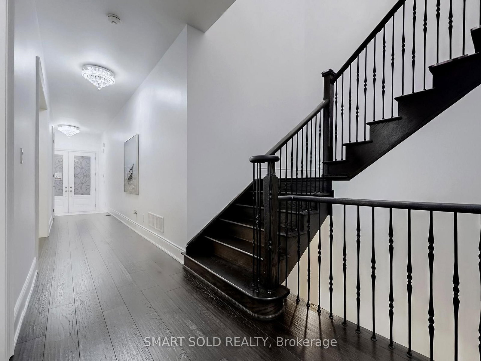 Detached House for sale at 209 Hillsview Drive, Richmond Hill, Ontario, L4C 4L8 - Observatory - MLS: N13011388