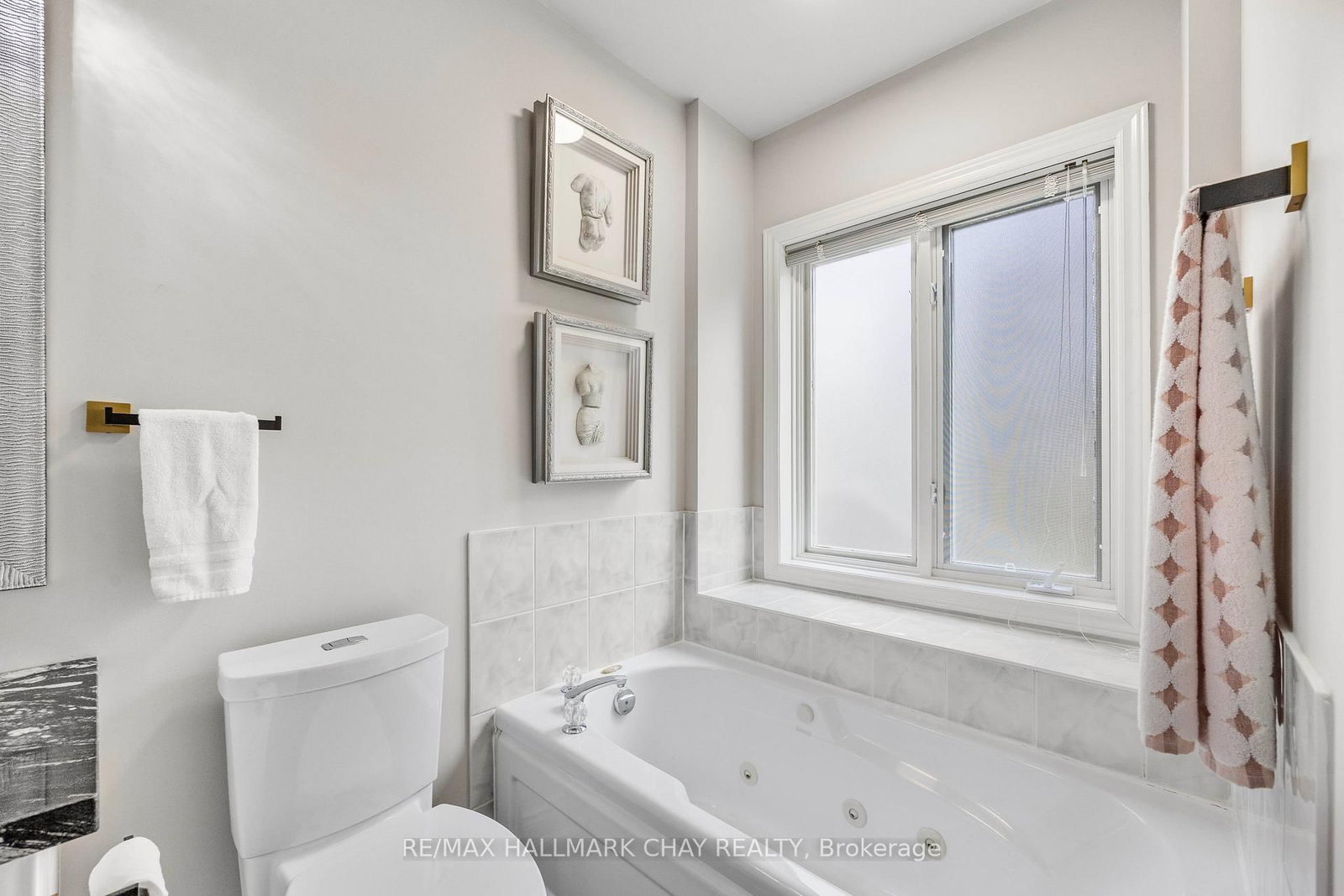1 Fortuna Circle • New Tecumseth, ON photo 15