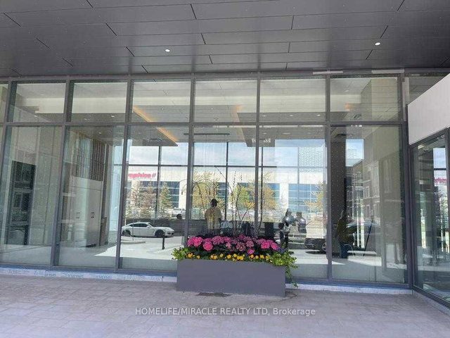 1617 - 38 Honeycrisp Crescent