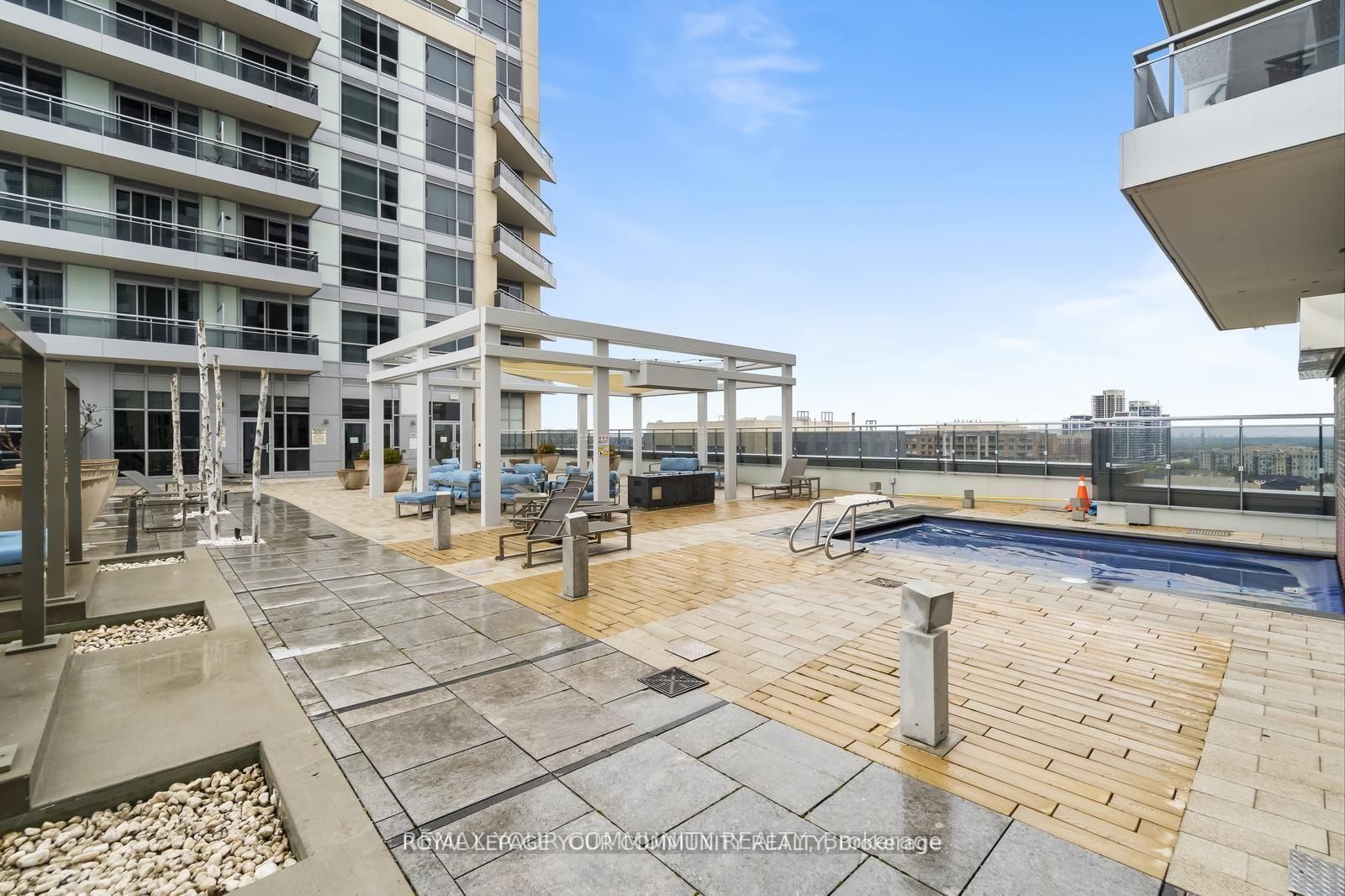 9201 YONGE Street, Unit 1613 - Photo 27