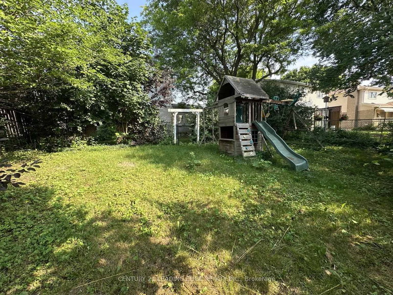 257 London Rd, Newmarket, L3Y 6L3 | Image 3