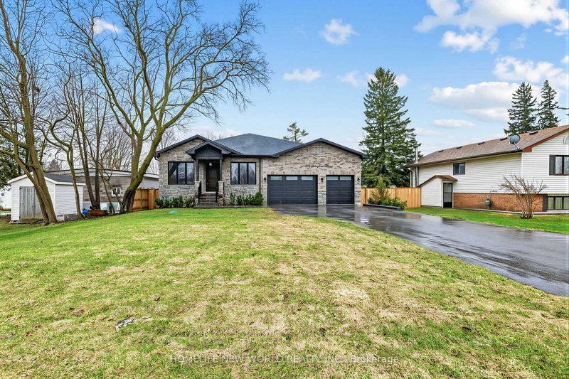 225 Sunnybrae Ave, Innisfil, L9S 1K4 | Image 2