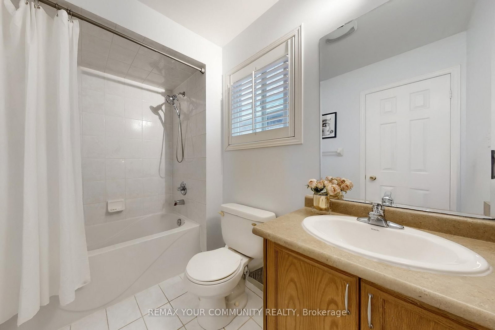 Semi-Detached House for sale at 139 Ascalon Drive, Vaughan, Ontario, L6A 0M4 - Patterson - MLS: N13012080