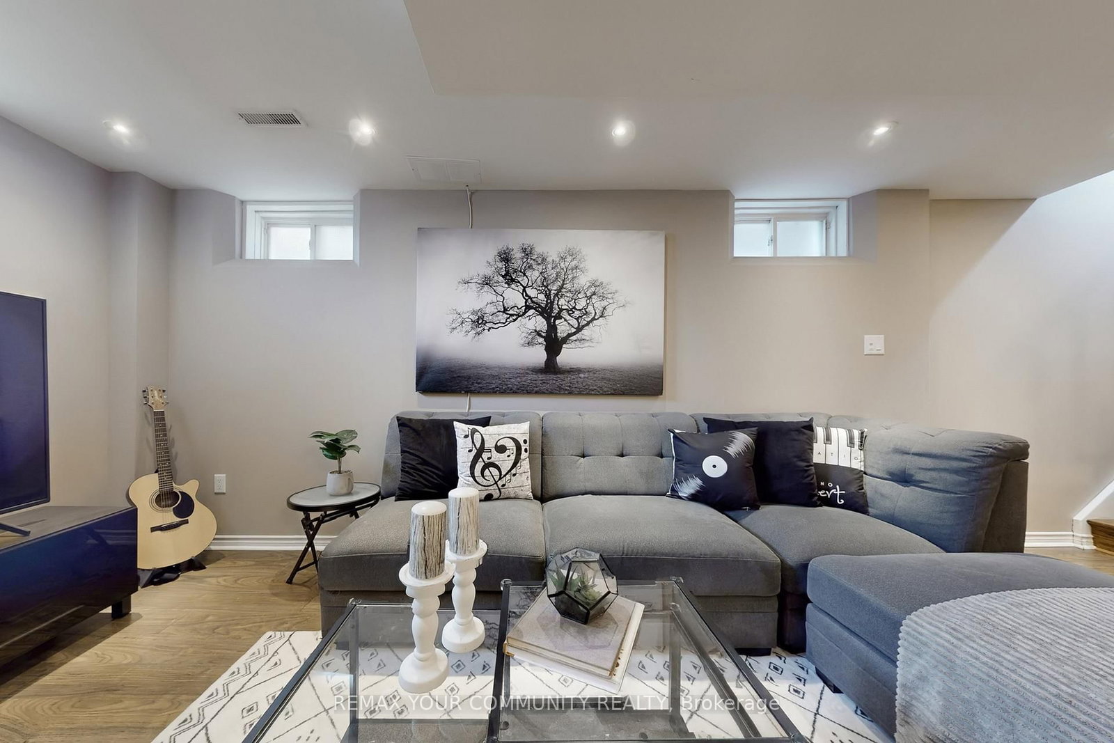 Semi-Detached House for sale at 139 Ascalon Drive, Vaughan, Ontario, L6A 0M4 - Patterson - MLS: N13012080