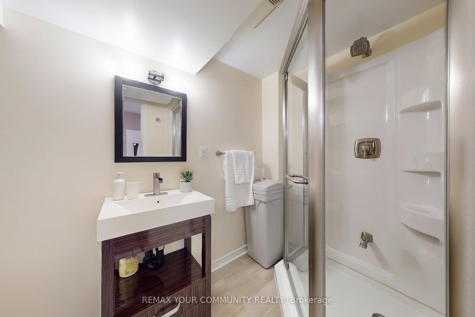 Semi-Detached House for sale at 139 Ascalon Drive, Vaughan, Ontario, L6A 0M4 - Patterson - MLS: N13012080