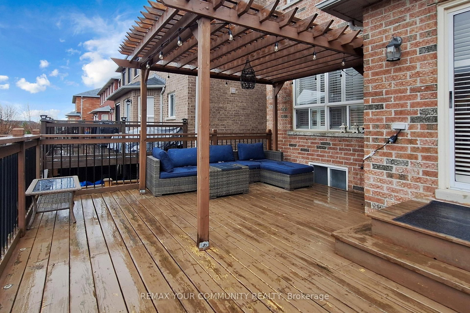 Semi-Detached House for sale at 139 Ascalon Drive, Vaughan, Ontario, L6A 0M4 - Patterson - MLS: N13012080