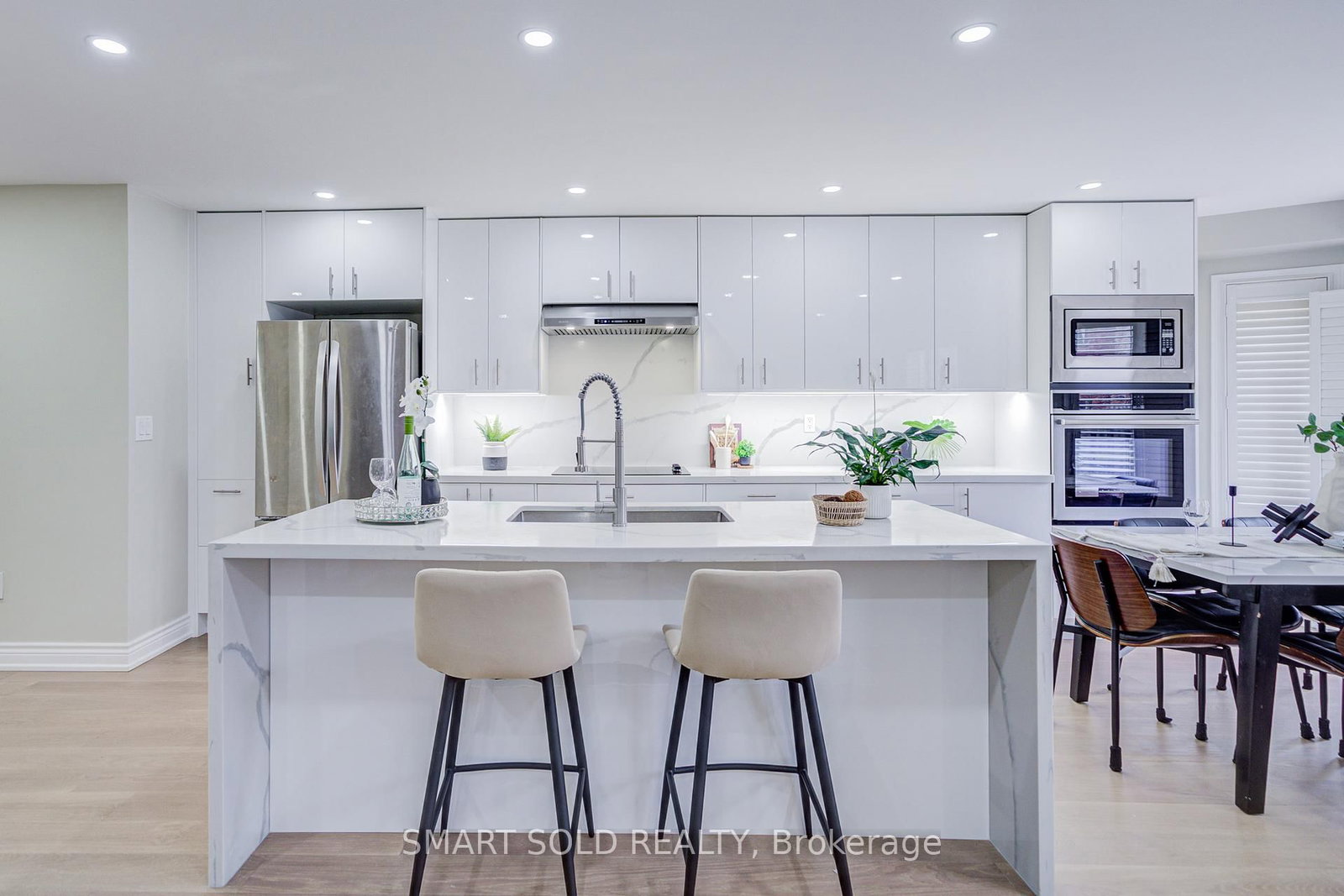 Semi-Detached House for sale at 53 Cassia Crescent, Vaughan, Ontario, L6A 3N3 - Maple - MLS: N13012110