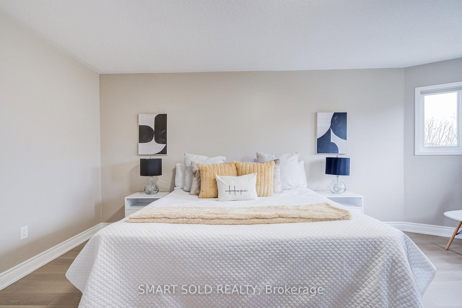 Semi-Detached House for sale at 53 Cassia Crescent, Vaughan, Ontario, L6A 3N3 - Maple - MLS: N13012110