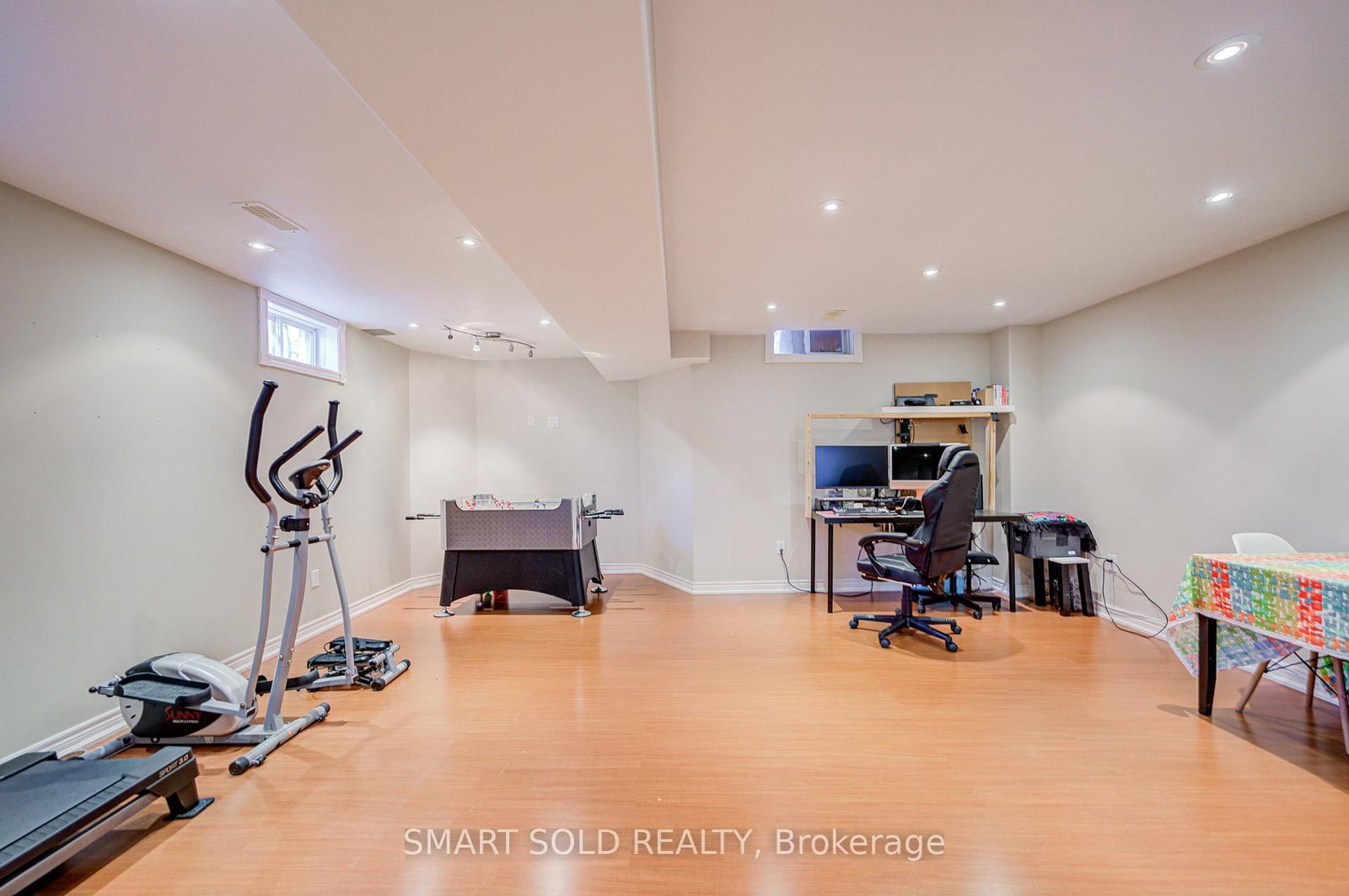 Semi-Detached House for sale at 53 Cassia Crescent, Vaughan, Ontario, L6A 3N3 - Maple - MLS: N13012110