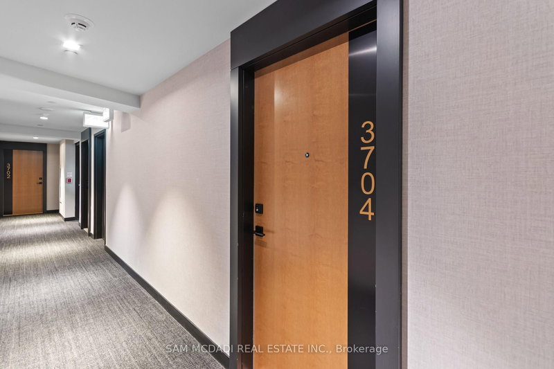 3704 - 2920 Highway 7 Highway, Vaughan, L4K 0P4 | Image 3