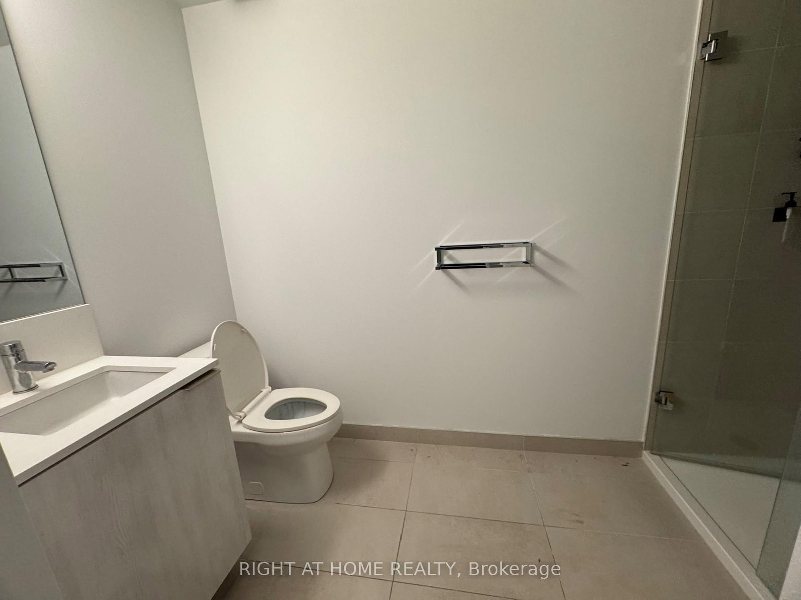 1000 Portage Parkway, Unit 2005 - Photo 10