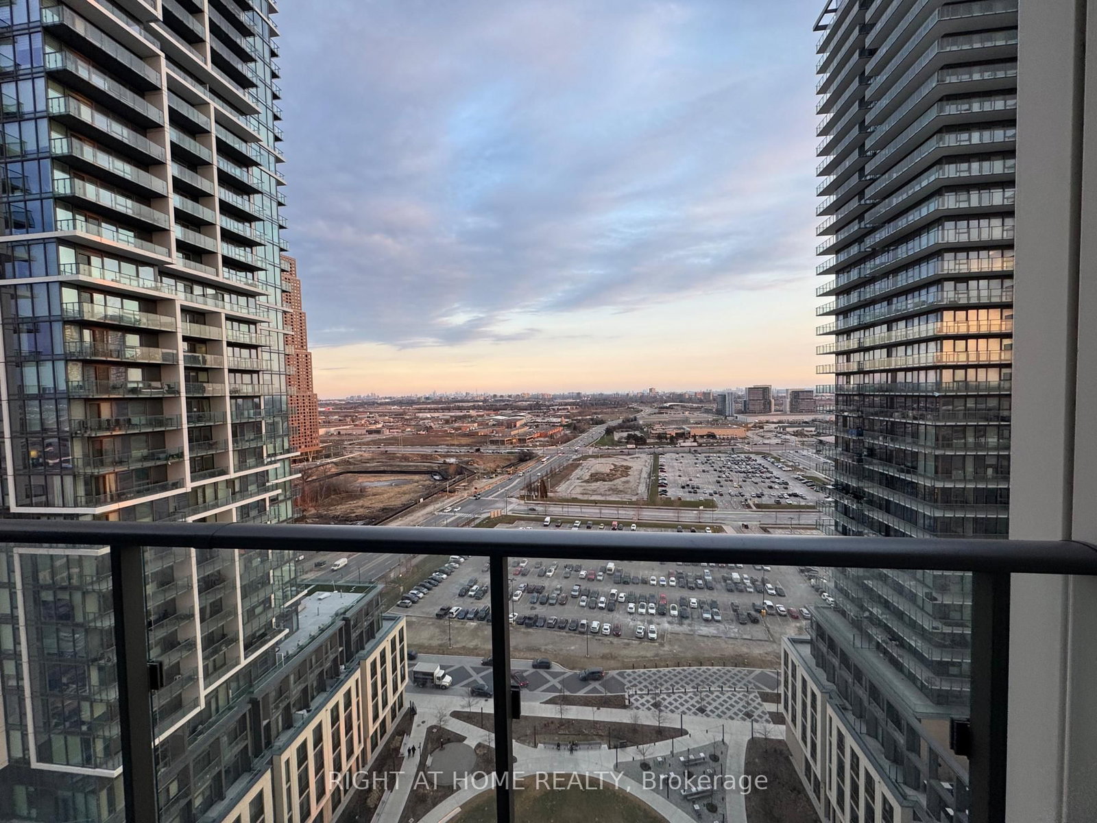 1000 Portage Parkway, Unit 2005 - Photo 34