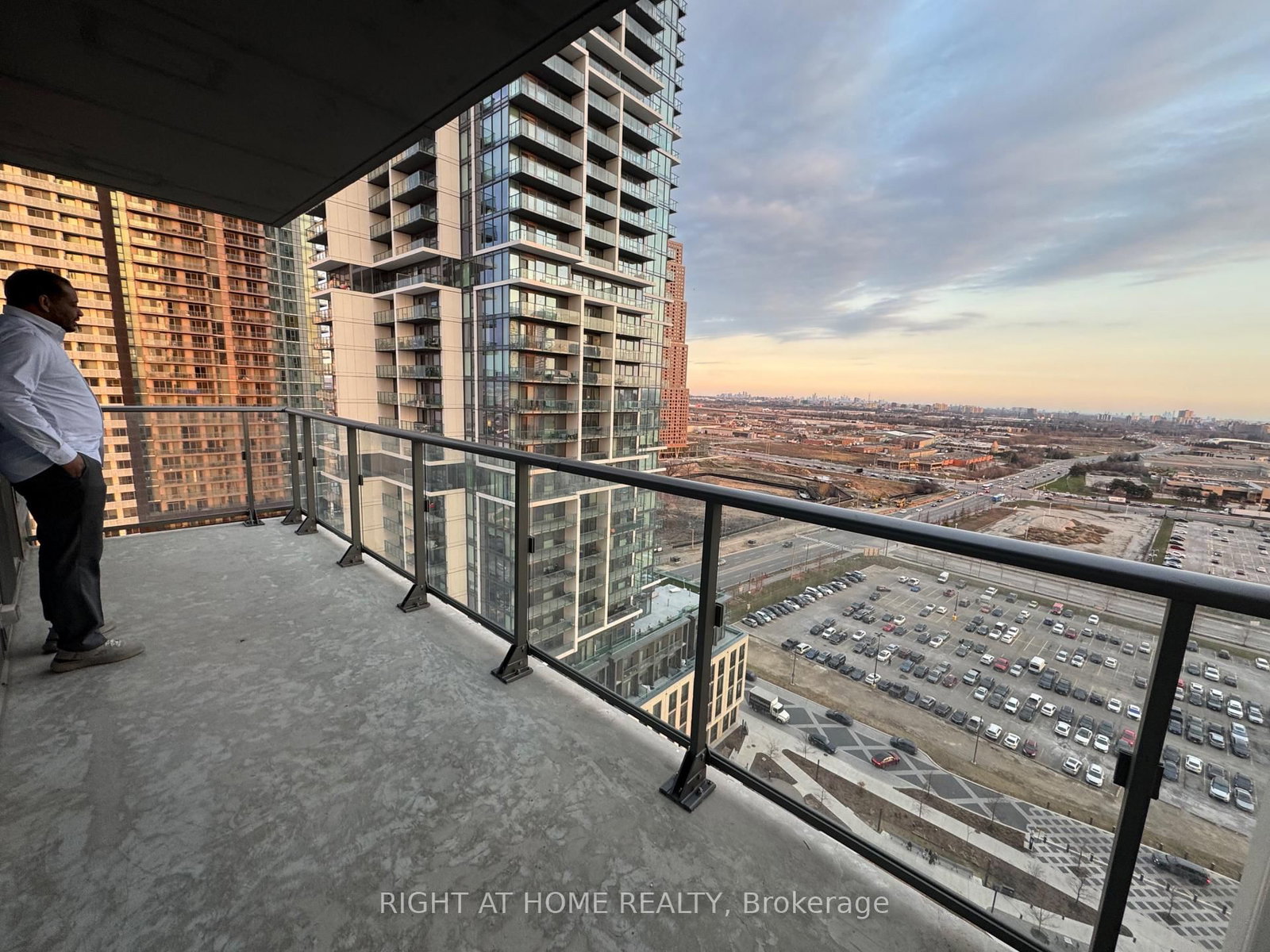 1000 Portage Parkway, Unit 2005 - Photo 36