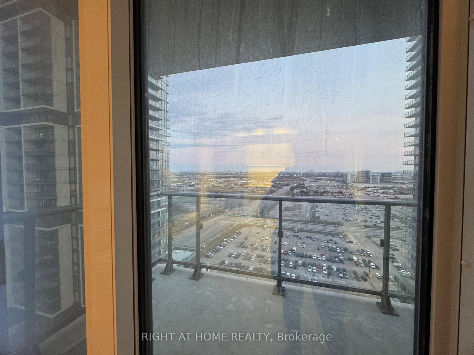 1000 Portage Parkway, Unit 2005 - Photo 40