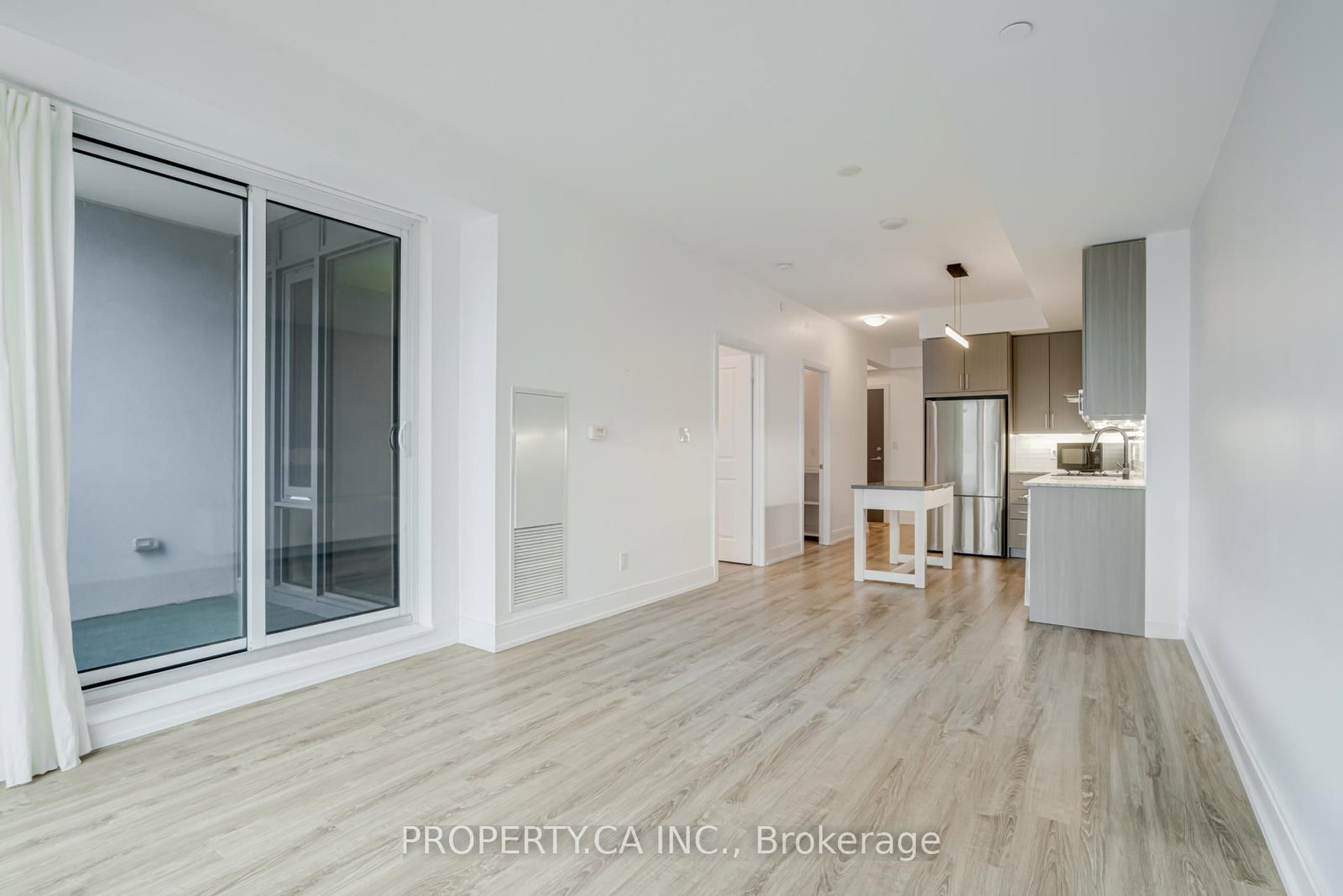 9600 Yonge Street, Unit 305B - Photo 11