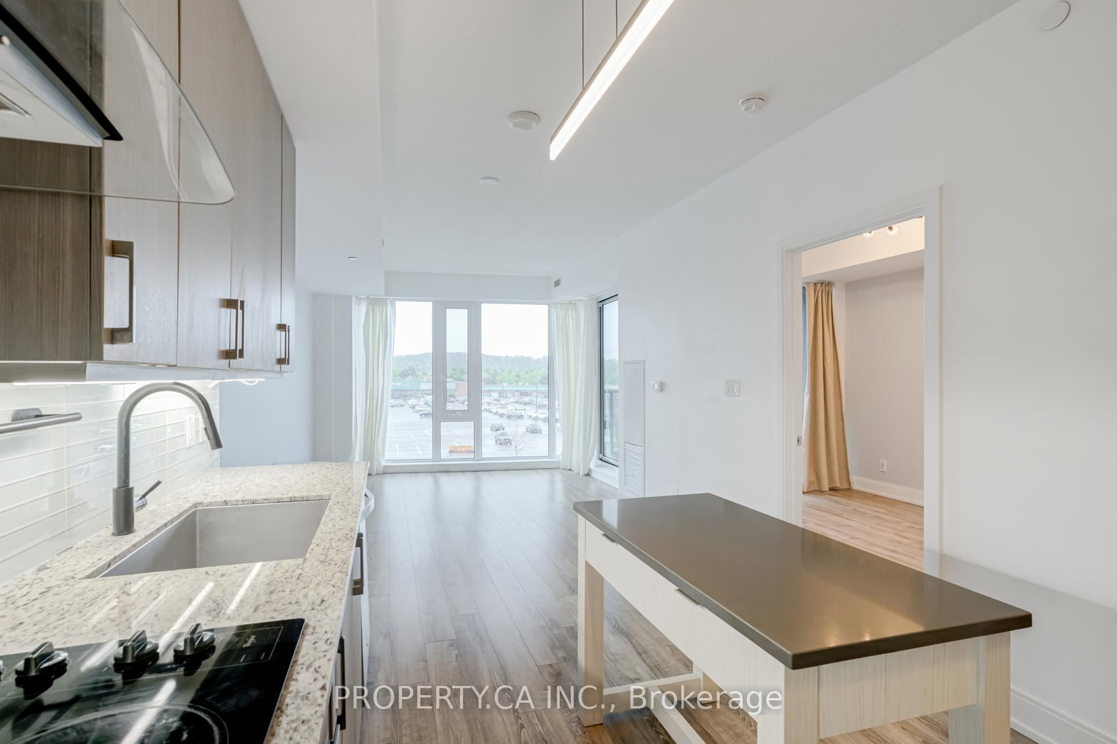 9600 Yonge Street, Unit 305B - Photo 8