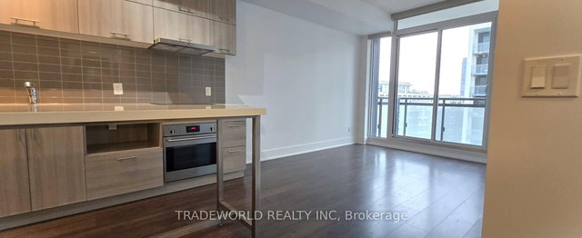 913 - 8081 Birchmount Road