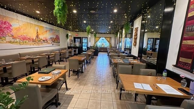 8 - 227 Main St N, Markham, L3P 1Y6 | Image 3