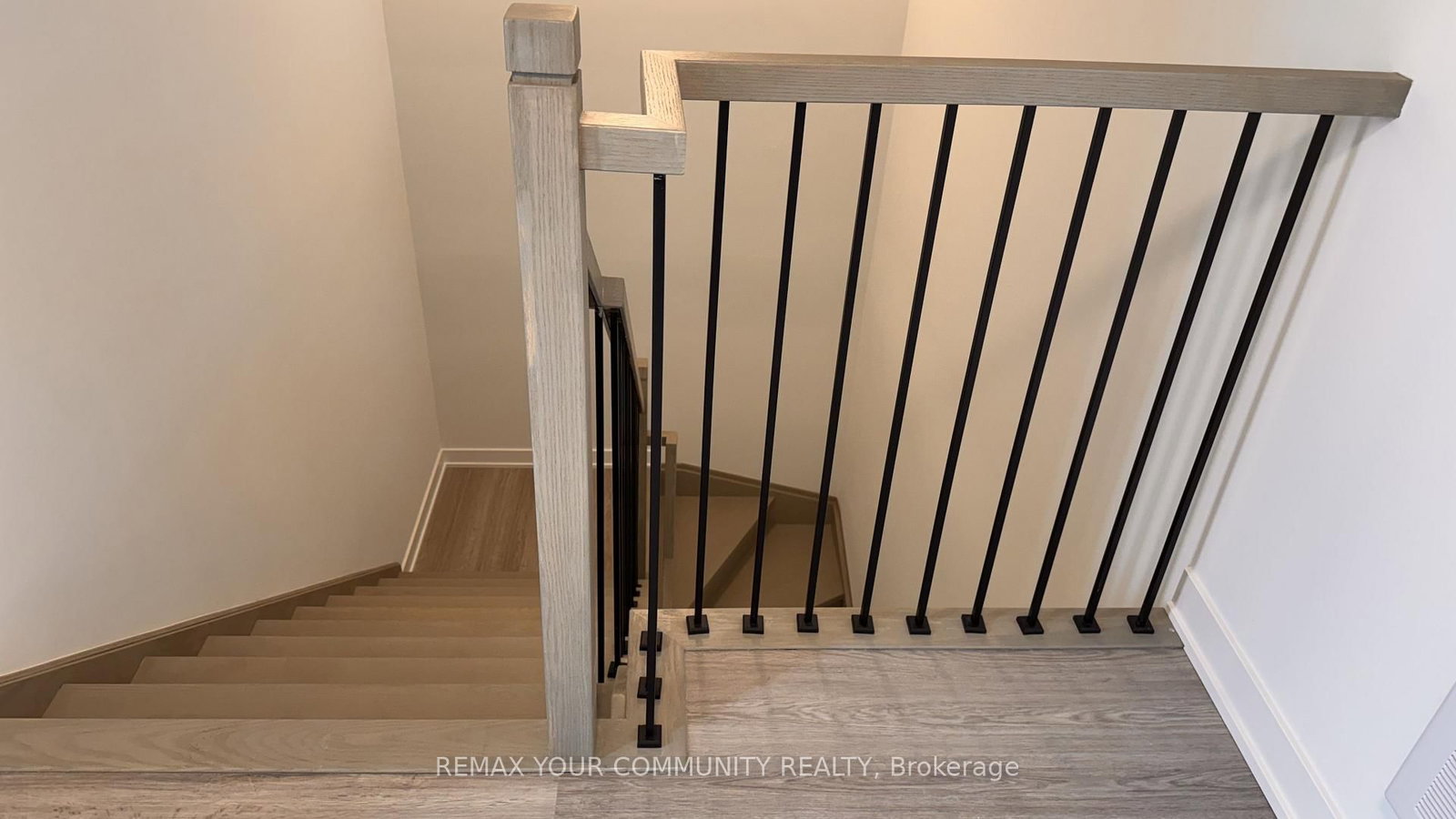 8188 Yonge Street, Unit 1004 - Photo 17