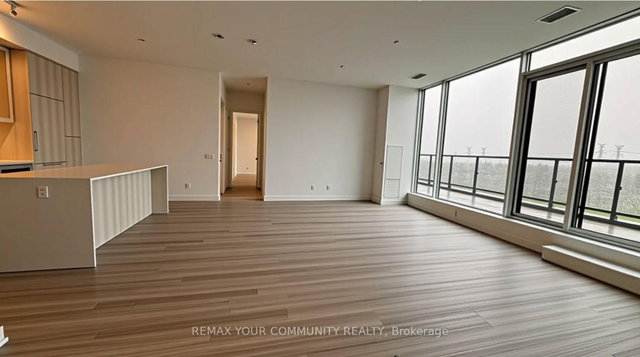 1004 - 8188 Yonge Street