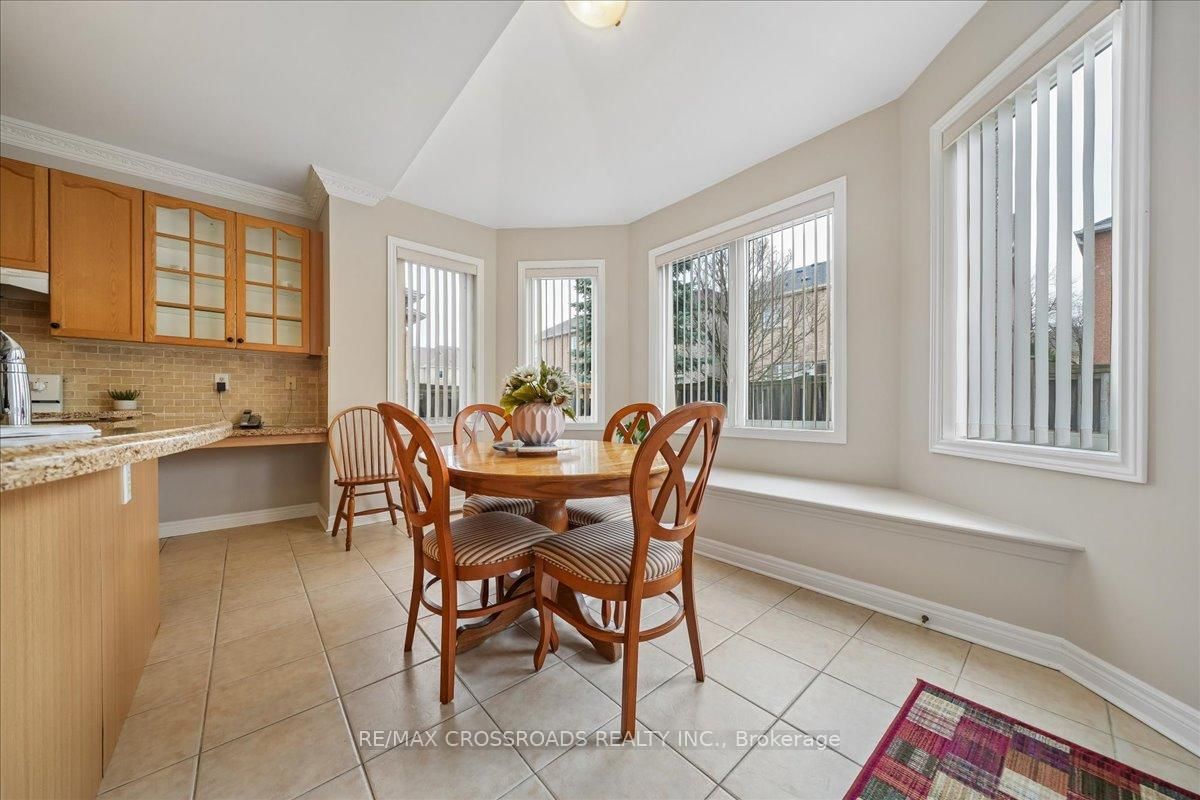 Detached House for sale at 11 Cottingham Street, Markham, Ontario, L6C 2V3 - Berczy - MLS: N13013376