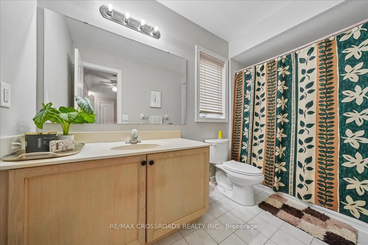 Detached House for sale at 11 Cottingham Street, Markham, Ontario, L6C 2V3 - Berczy - MLS: N13013376