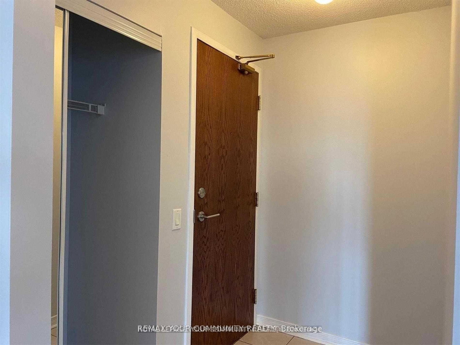 23 Oneida Crescent, Unit 1210 - Photo 5