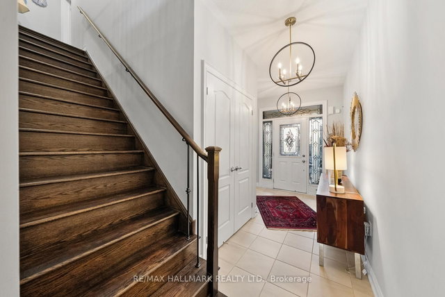 7 Carratuck Street E