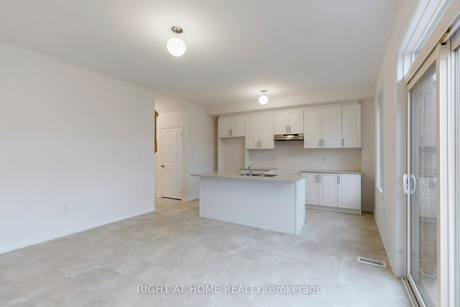 40 Ainslie Hill Crescent - Photo 10