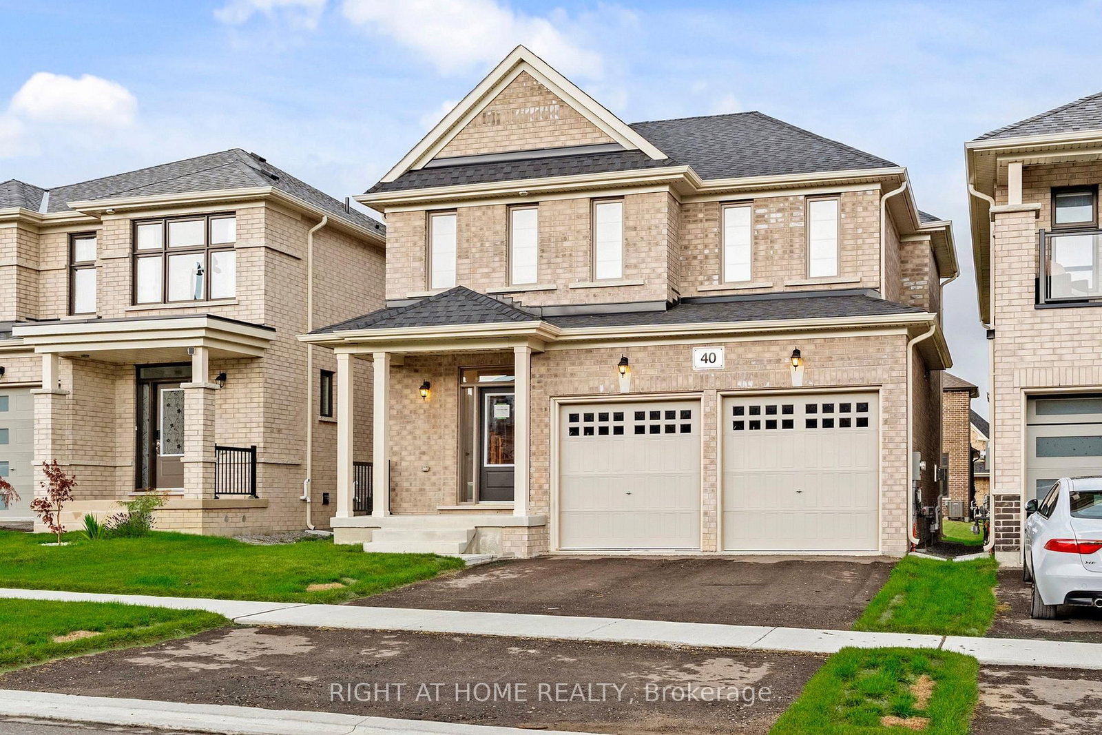 40 Ainslie Hill Crescent - Photo 2