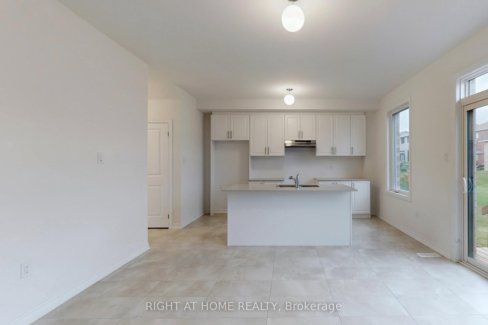 40 Ainslie Hill Crescent - Photo 9