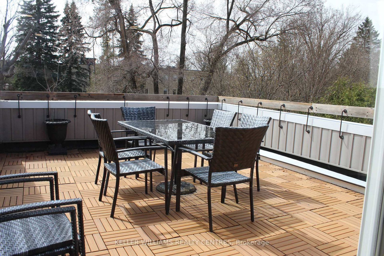 117 Wellington Street E, Unit 2C - Photo 22