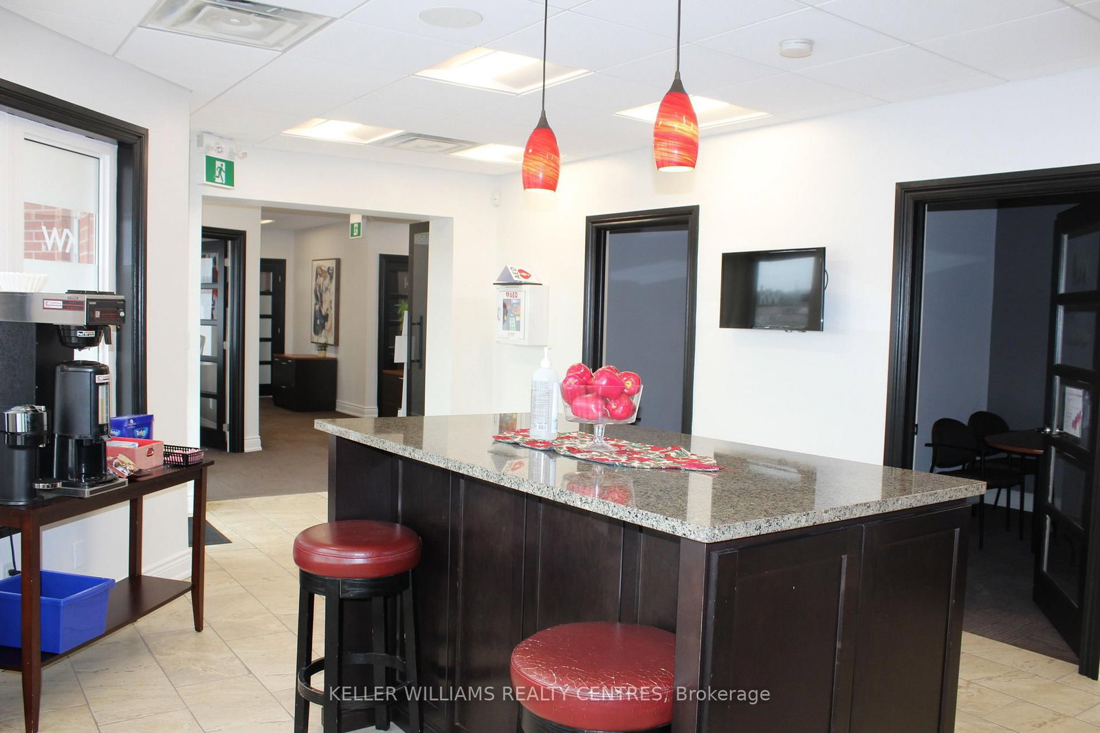 117 Wellington Street E, Unit 2C - Photo 9