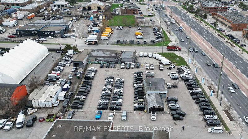 49 Costa Rd, Vaughan, L4K 1M9 | Image 3