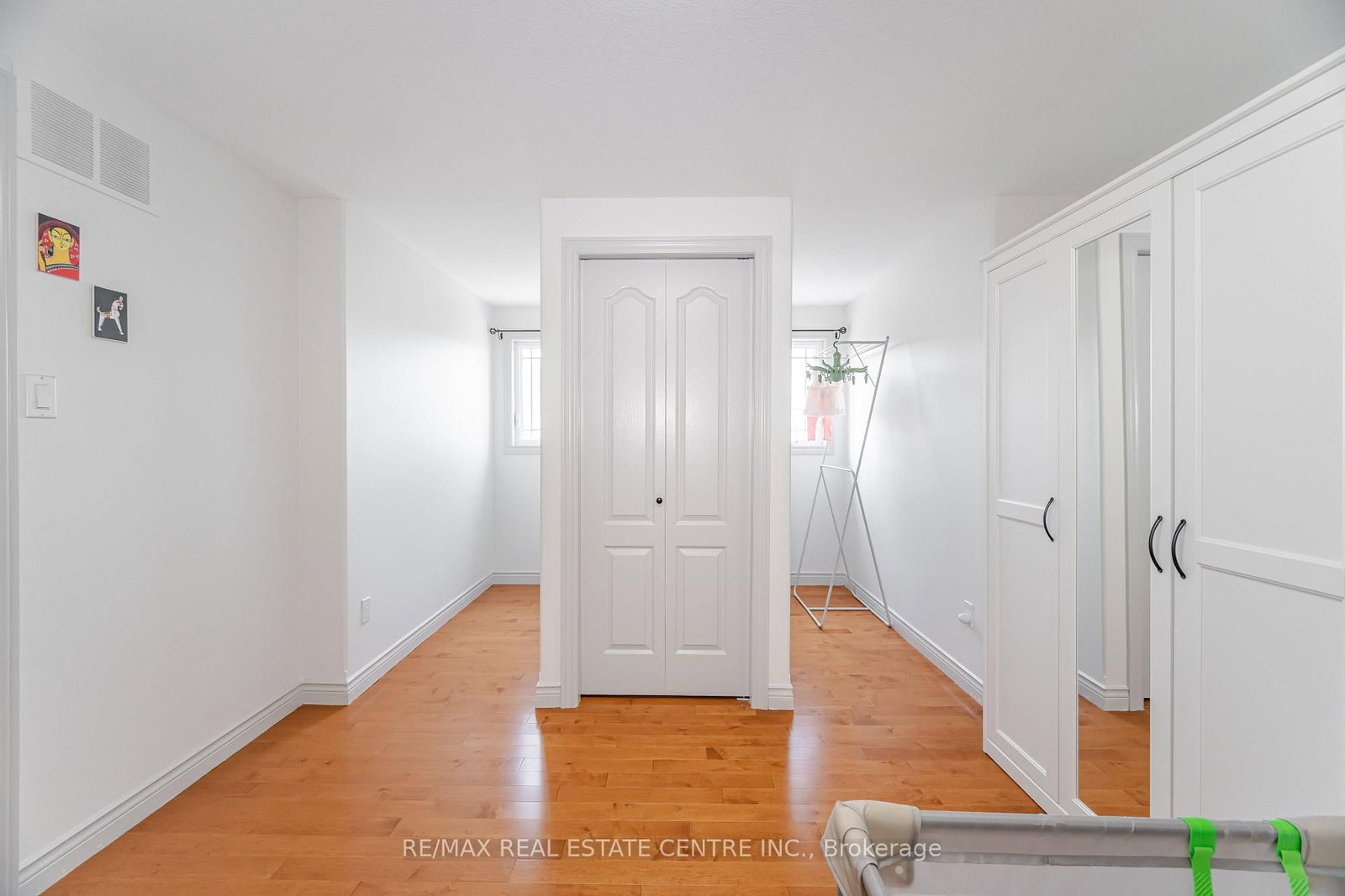 Detached House for sale at 39 Stoneham Street, New Tecumseth, Ontario, L9R 2E6 - Alliston - MLS: N13013834