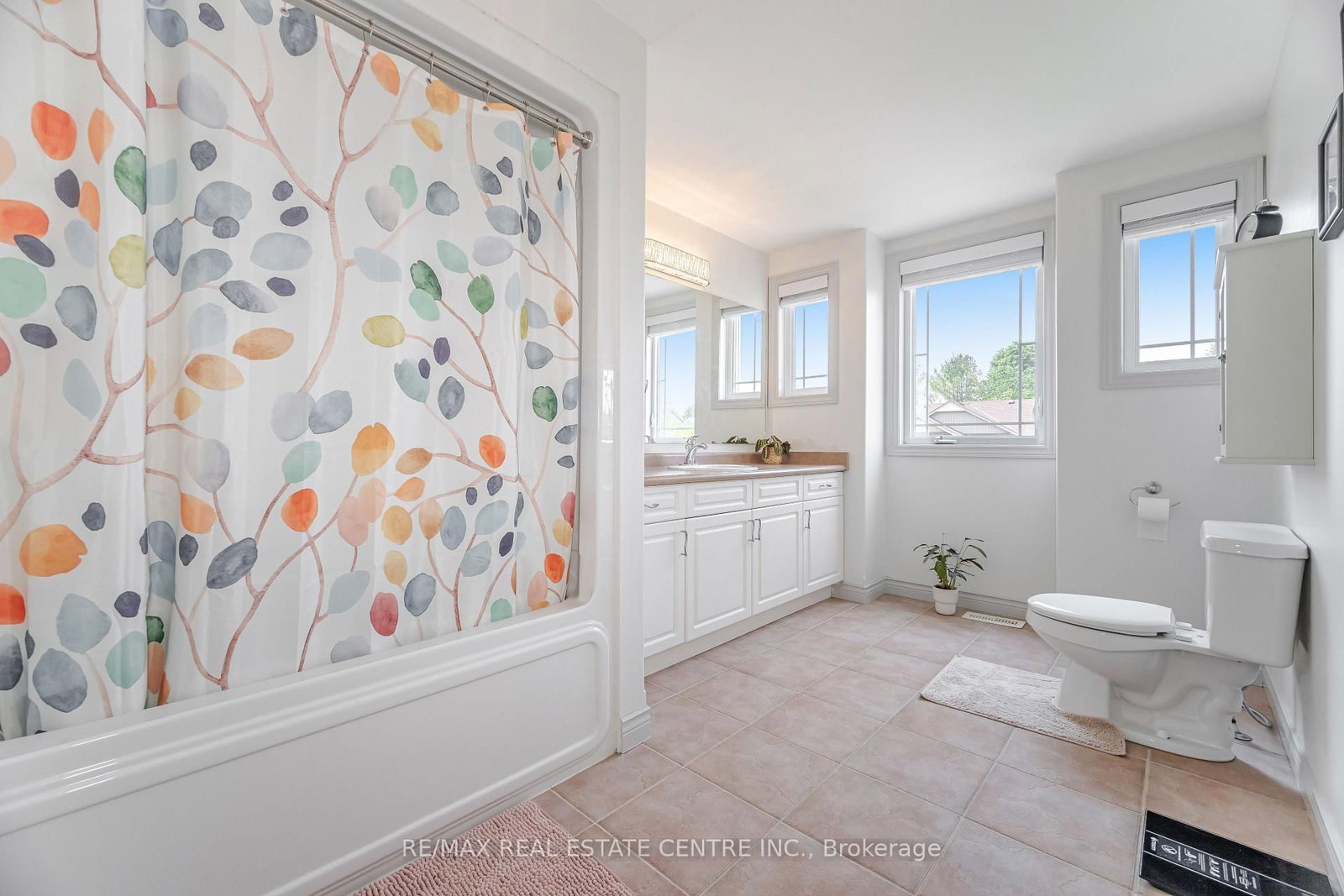 Detached House for sale at 39 Stoneham Street, New Tecumseth, Ontario, L9R 2E6 - Alliston - MLS: N13013834