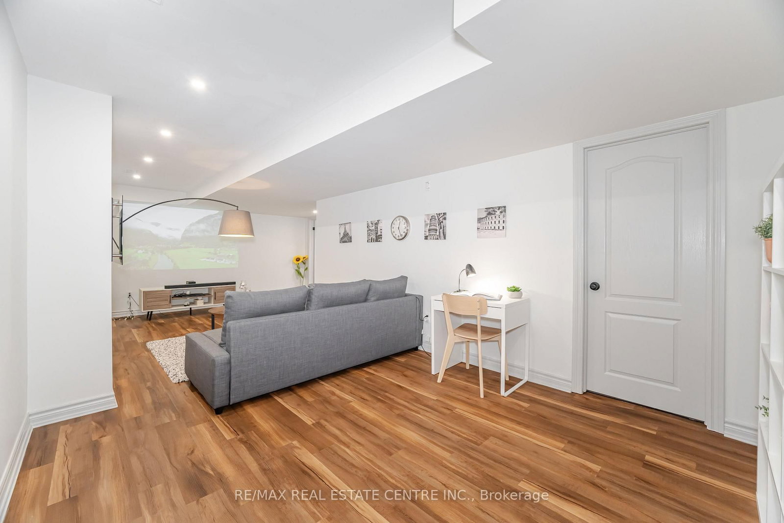 Detached House for sale at 39 Stoneham Street, New Tecumseth, Ontario, L9R 2E6 - Alliston - MLS: N13013834