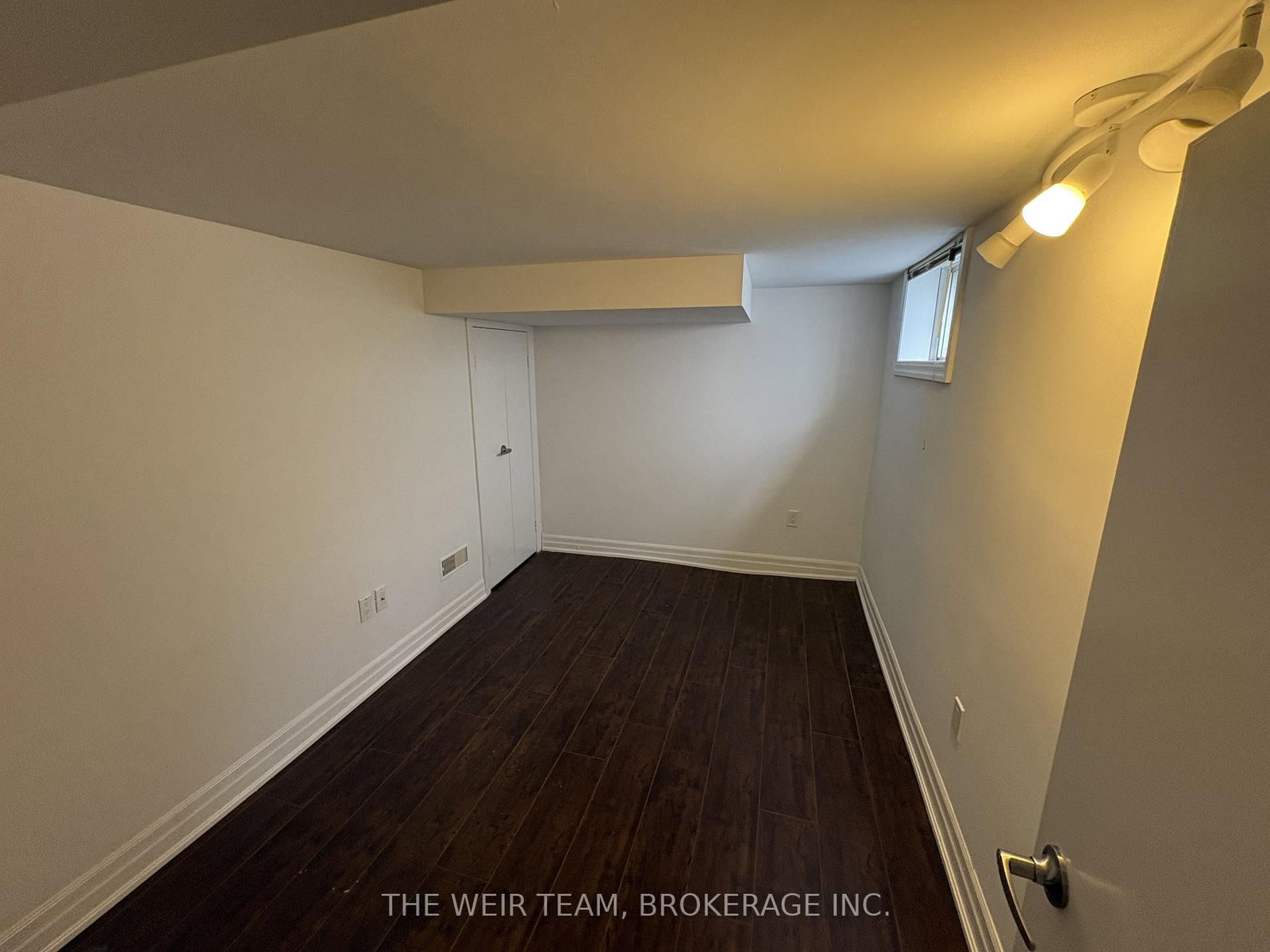 18 Grandview Avenue, Unit Lower - Photo 5