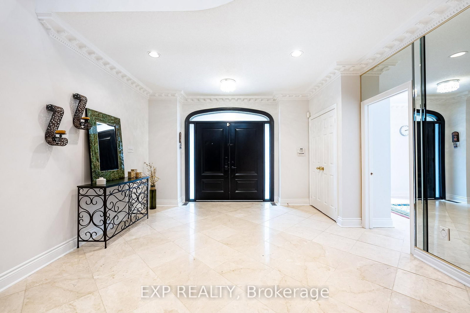 29 Northgate Crescent - Photo 3