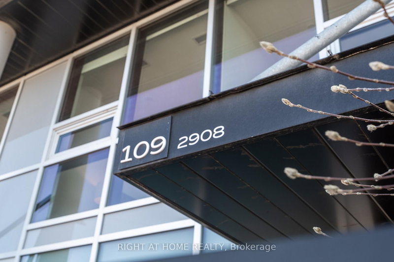 109 - 2908 Highway 7 Rd, Vaughan, L4K 0K5 | Image 2