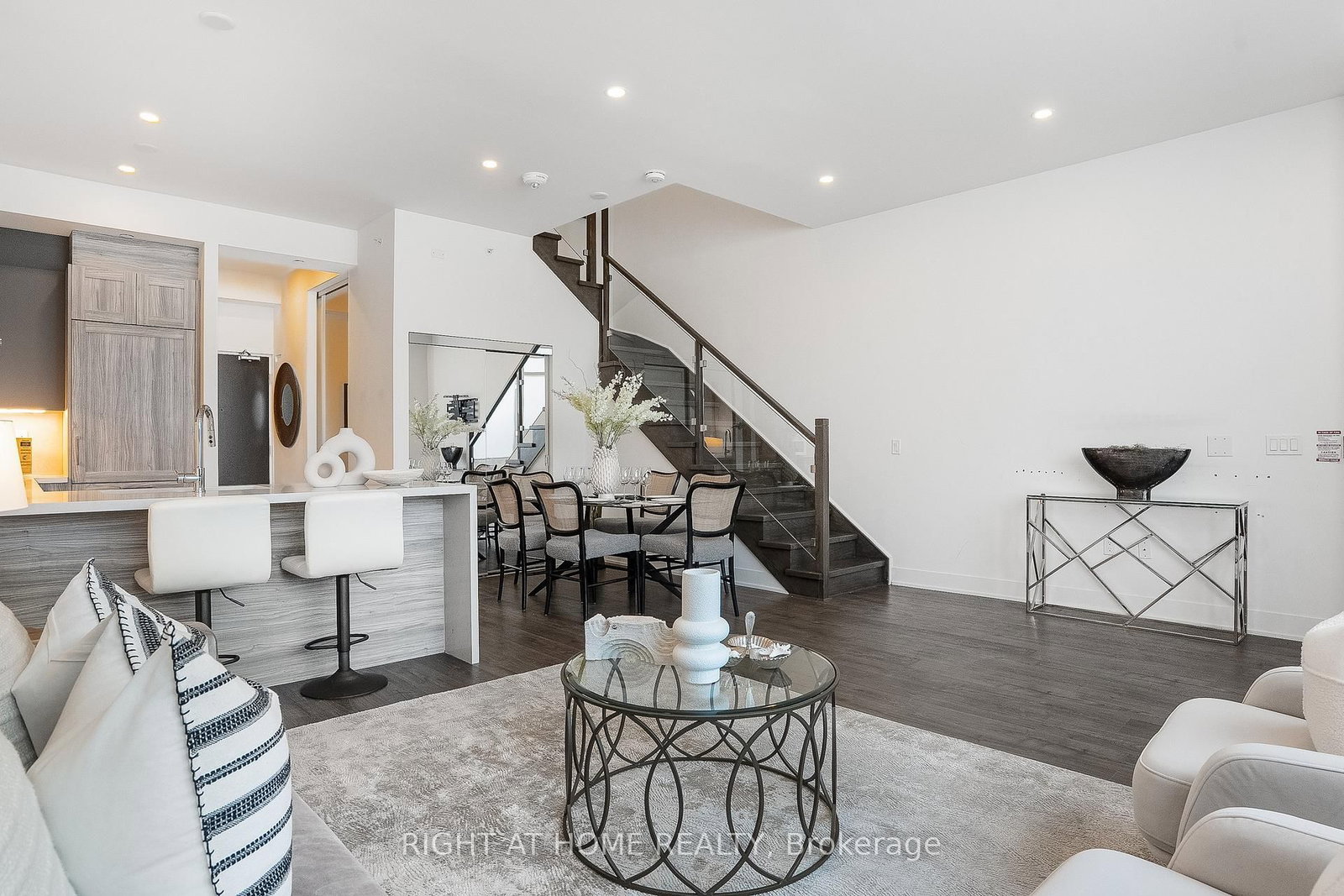 2908 Highway 7 Road, Unit 109 - Photo 29