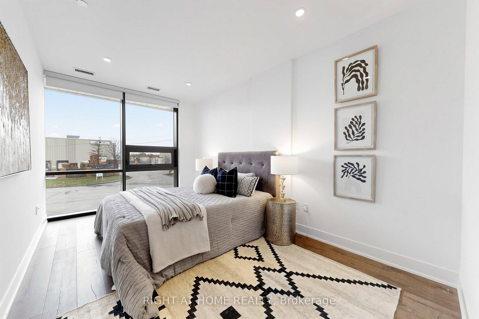 2908 Highway 7 Road, Unit 109 - Photo 34