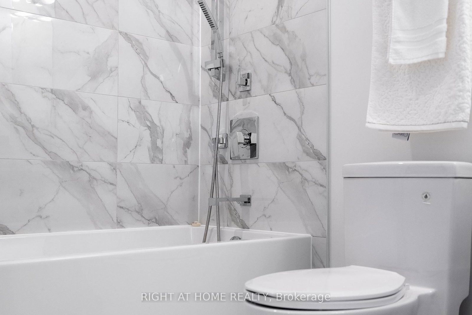 2908 Highway 7 Road, Unit 109 - Photo 38