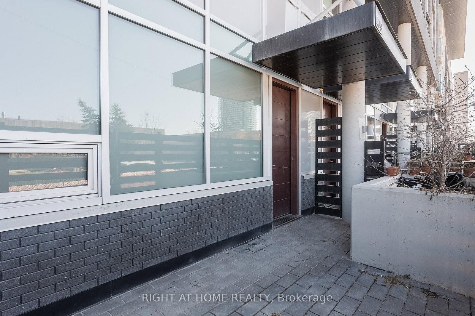 2908 Highway 7 Road, Unit 109 - Photo 48