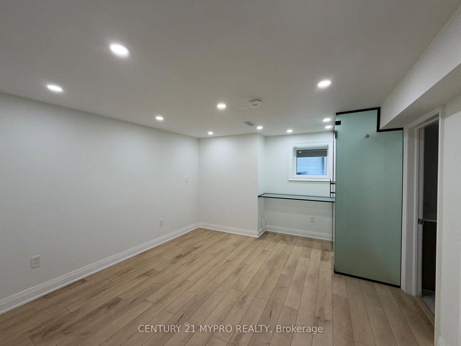 13 Eberly Woods Drive