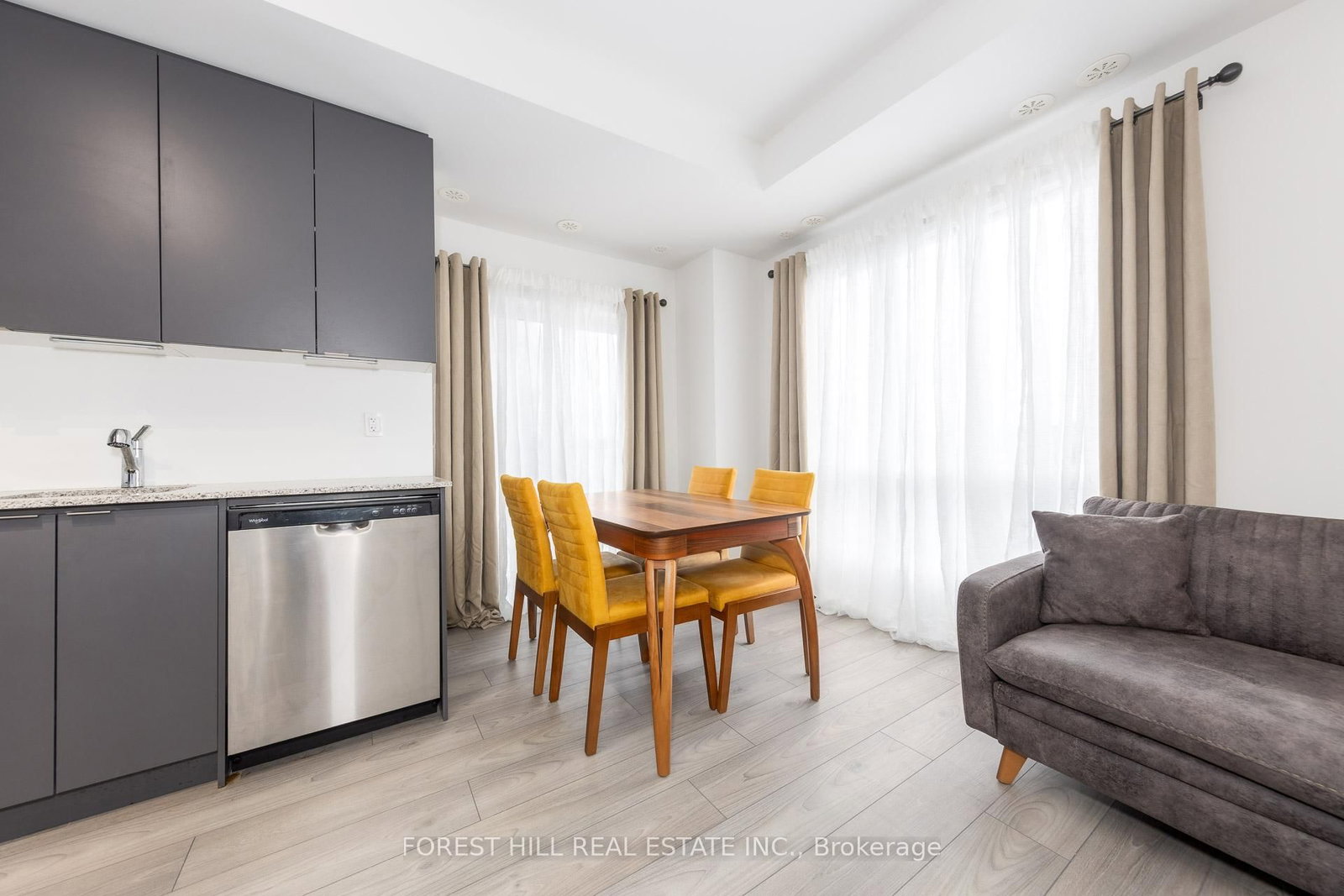 18 Lytham Green Circle, Unit 2 - Photo 6