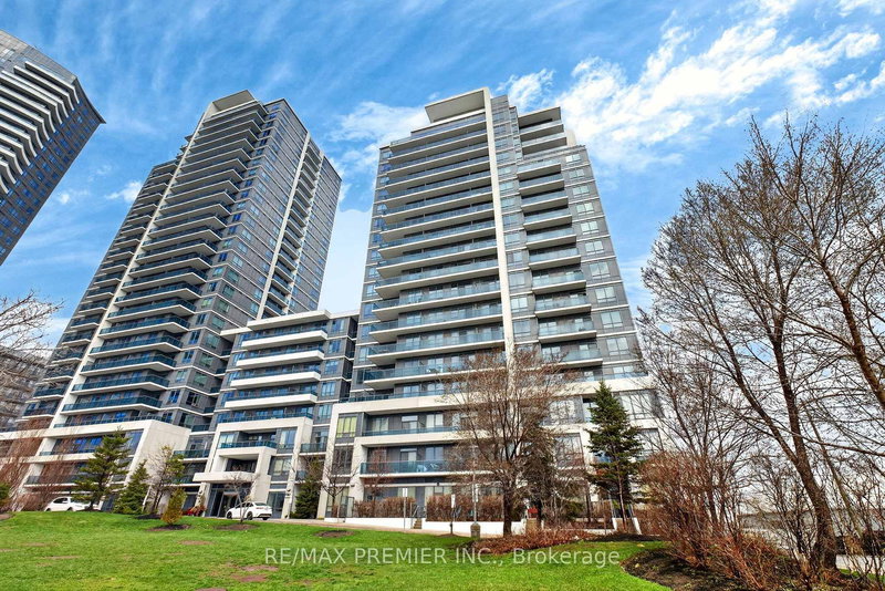 7167 Yonge St #608, Markham, Ontario