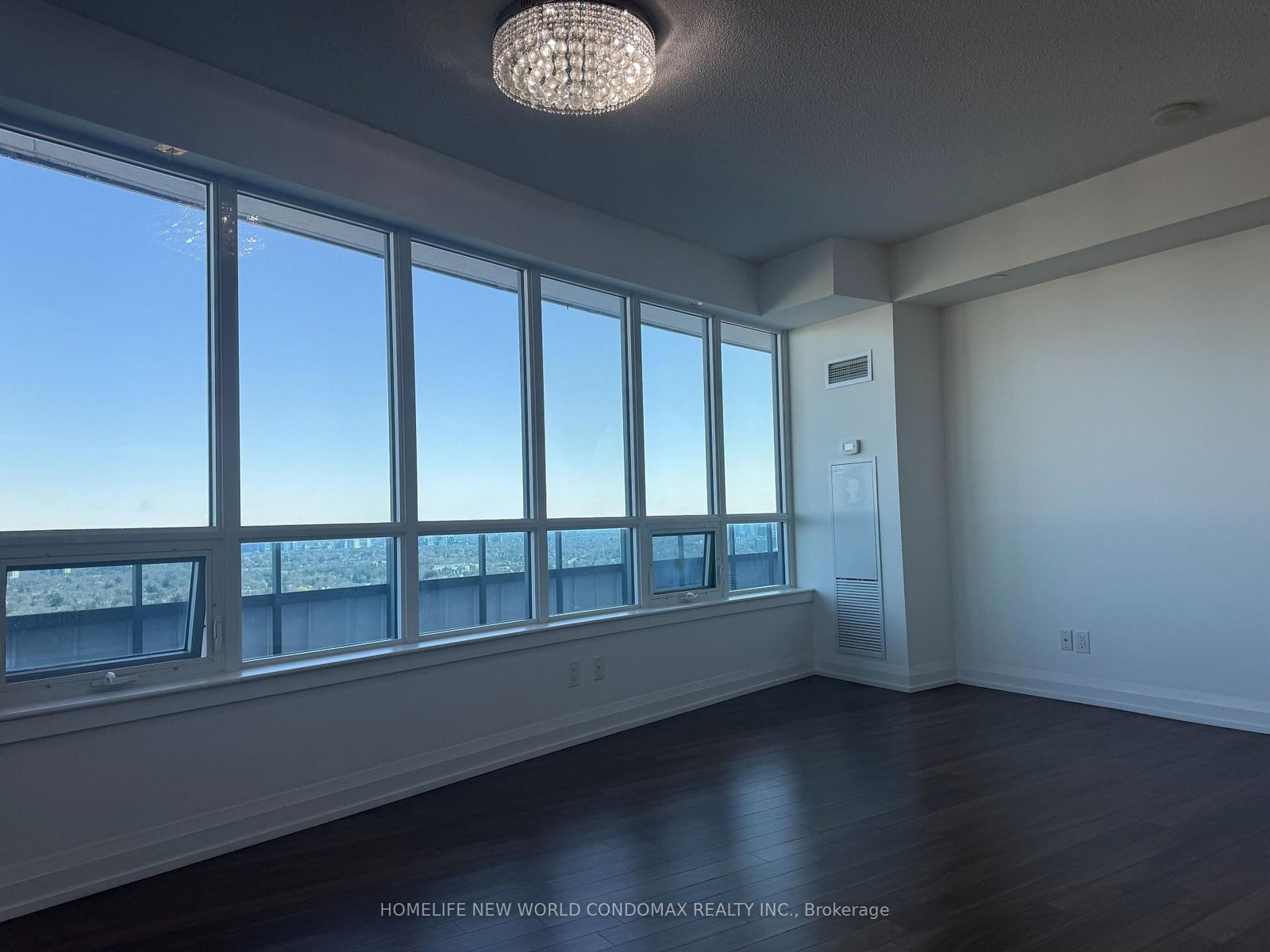 7161 Yonge Street, Unit Lph1-15 - Photo 22