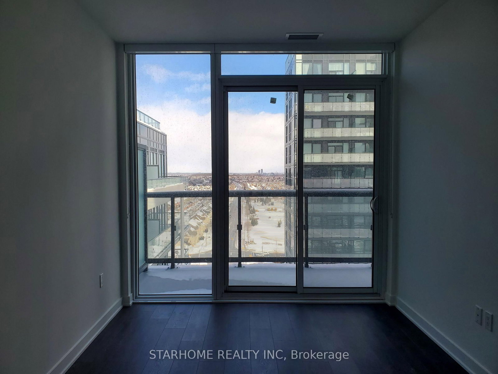 85 Oneida Crescent, Unit 1614 - Photo 2