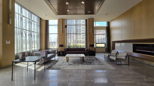 1202 - 18 Uptown Drive